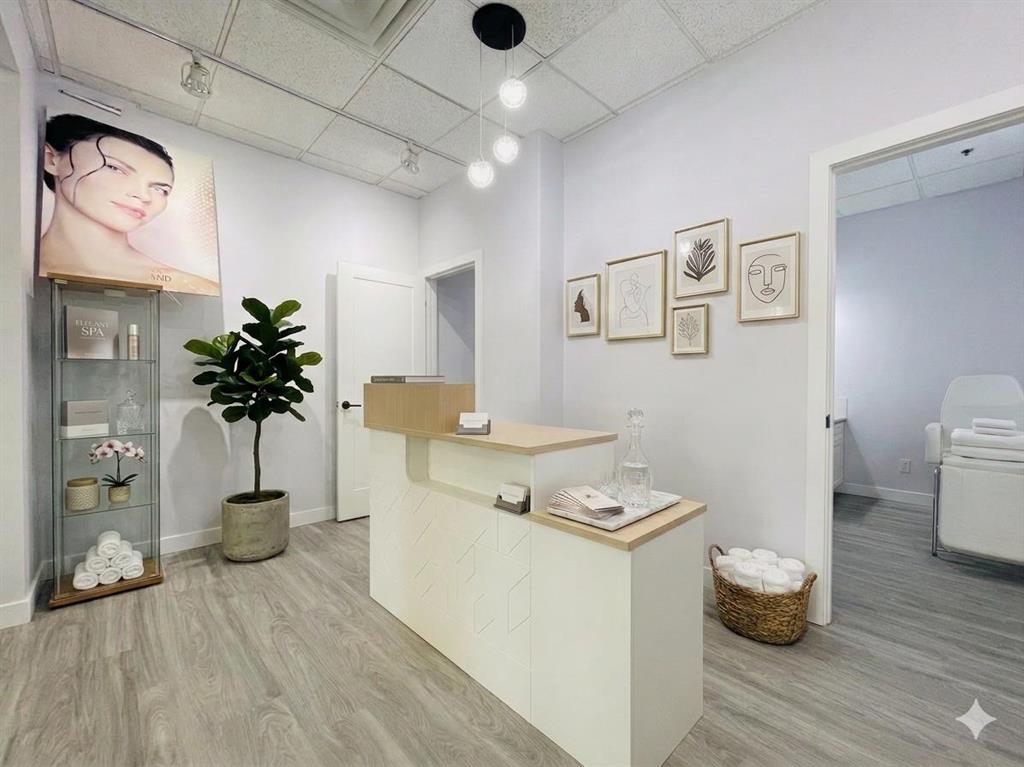 Picture for 1623 Centre Street NW