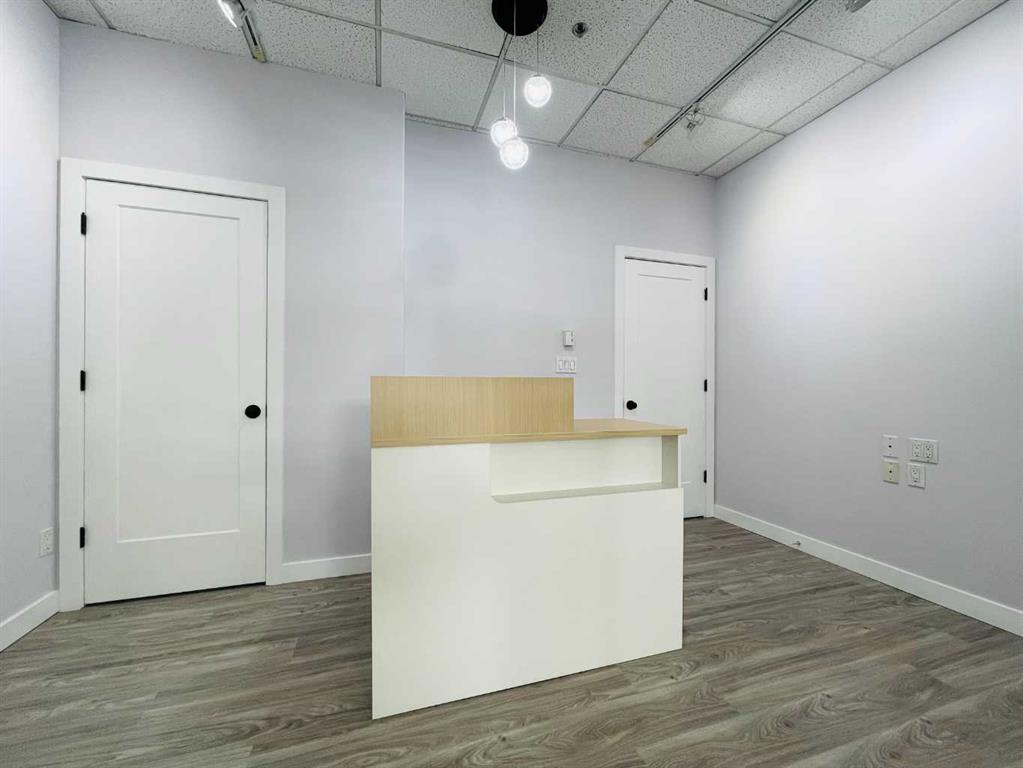 Picture for 1623 Centre Street NW