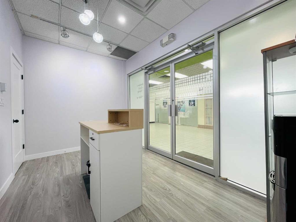 Picture for 1623 Centre Street NW