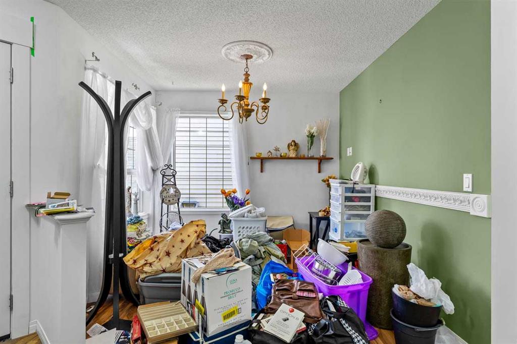 Picture for 303 Bridlemeadows Common SW