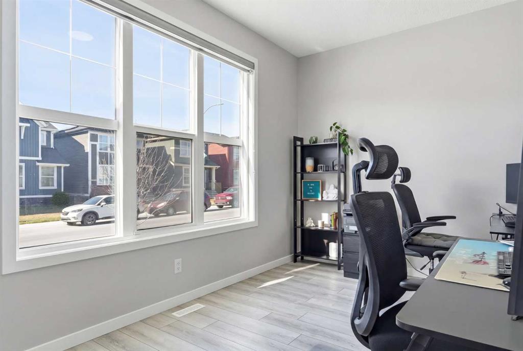 Picture for 44 Amblefield Avenue NW