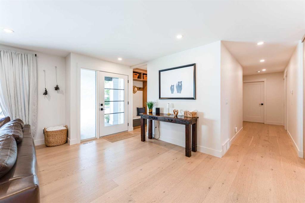 Picture for 651 Willingdon Boulevard SE