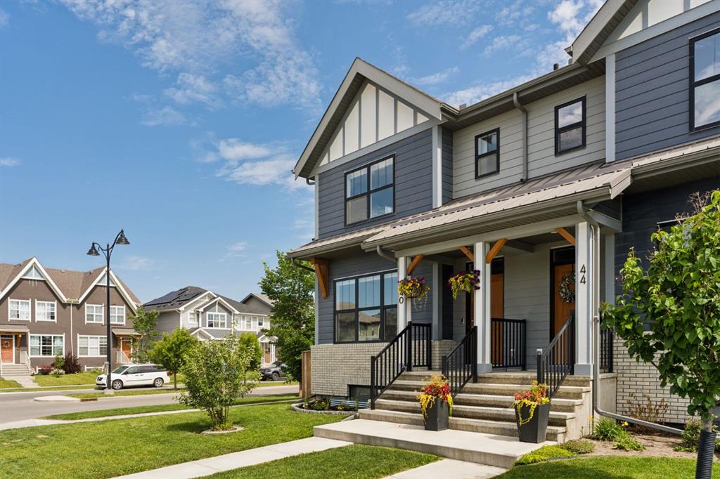 Picture for 40 Magnolia Parade SE