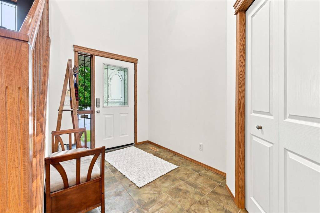 Picture for 32 Tuscany Ravine Crescent NW