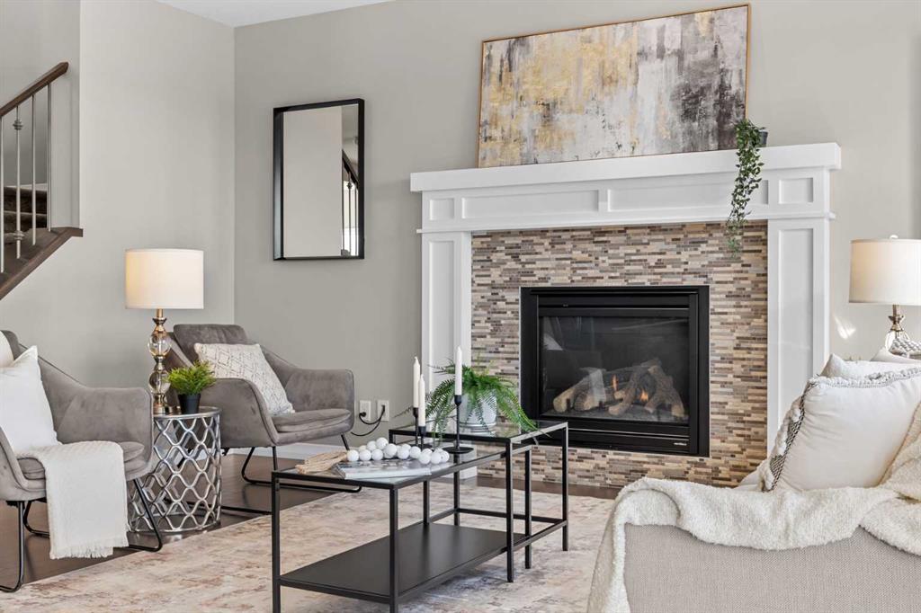 Picture for 27 Mahogany Crescent SE