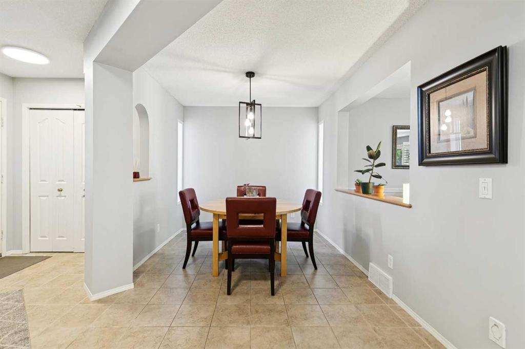 Picture for 118 Citadel Crest Park NW