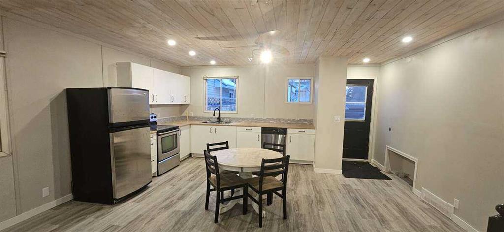 Picture for 5489 51 Avenue 