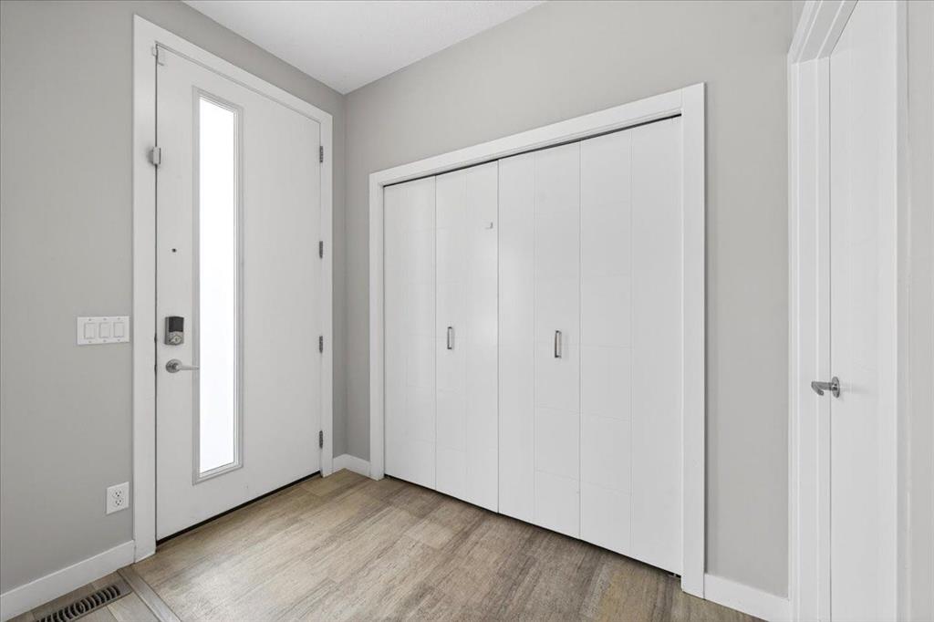 Picture for 123 Redstone Crescent NE