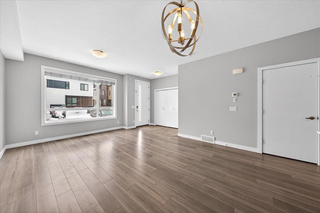 Picture for 123 Redstone Crescent NE