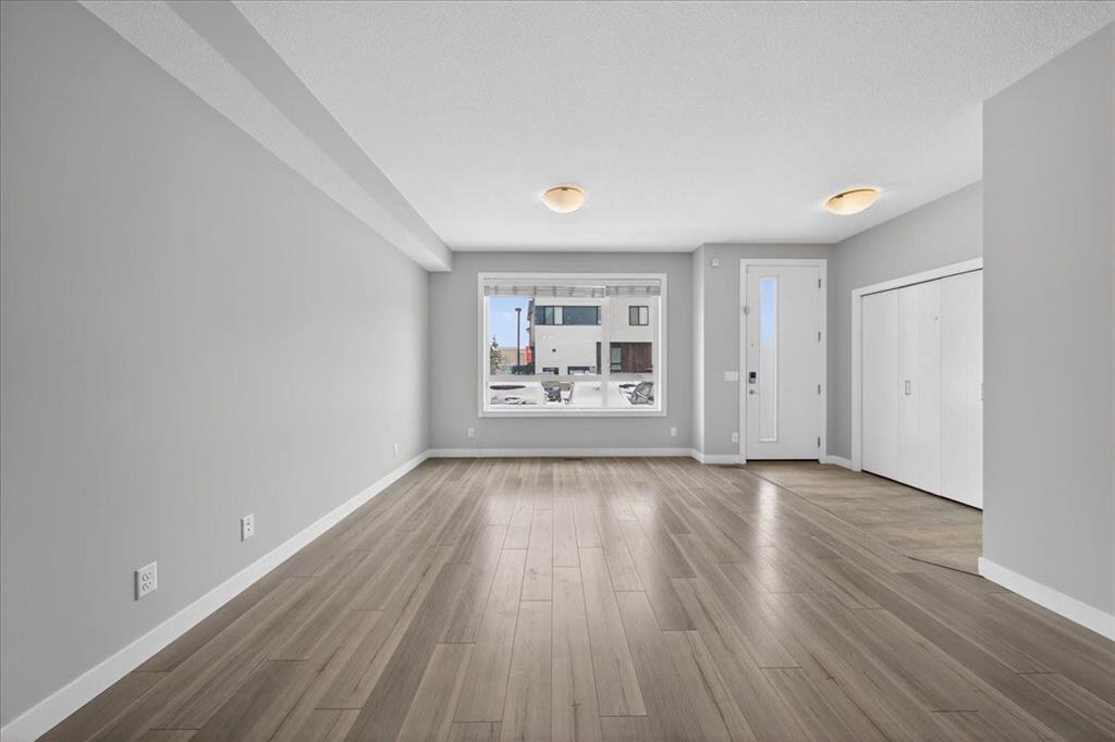 Picture for 123 Redstone Crescent NE