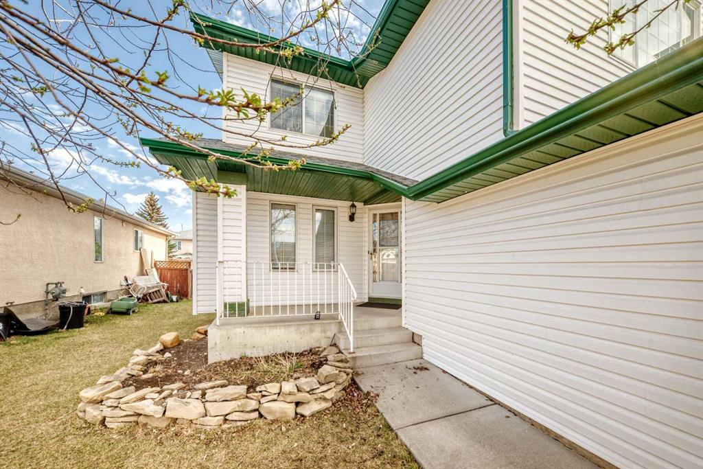 Picture for 128 Harvest Park Road NE