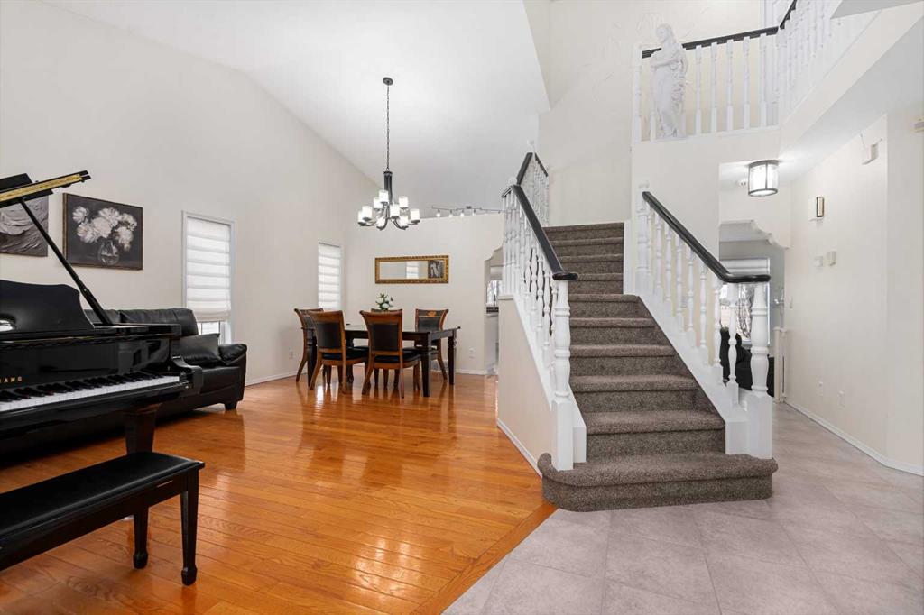 Picture for 704 Woodside Drive NW