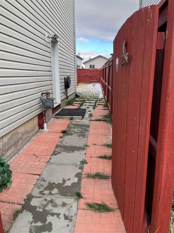 Picture for 50 Tarawood Lane NE