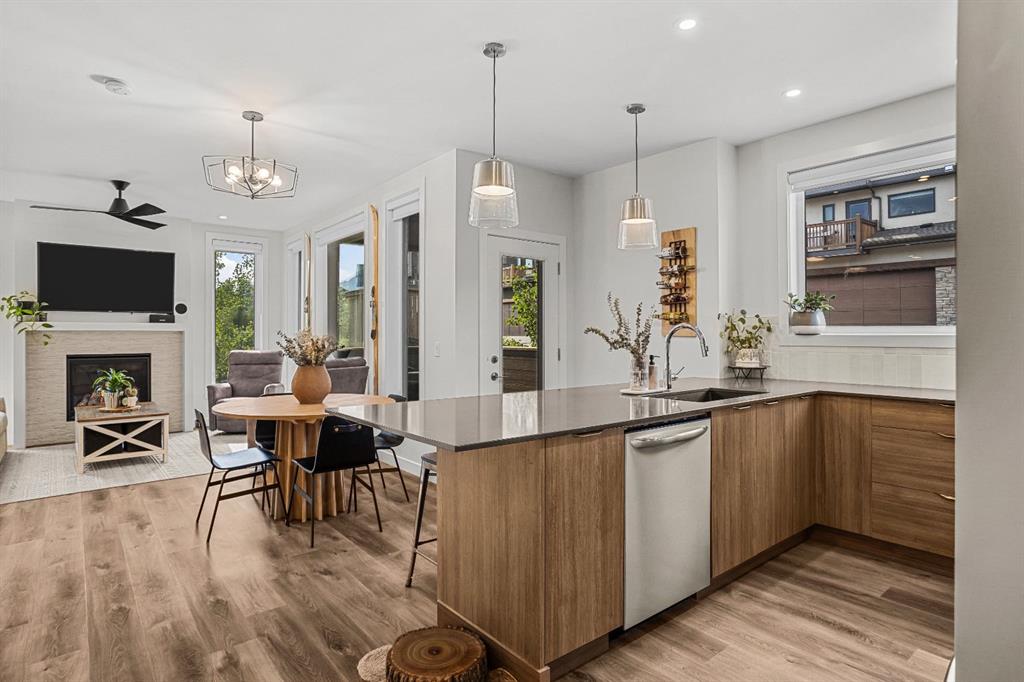 Picture for 204i, 209 Stewart Creek Rise 