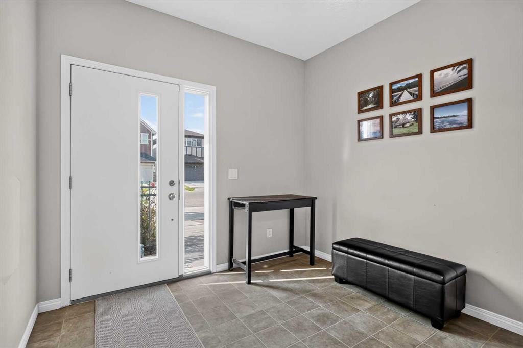 Picture for 52 Saddlestone Drive NE