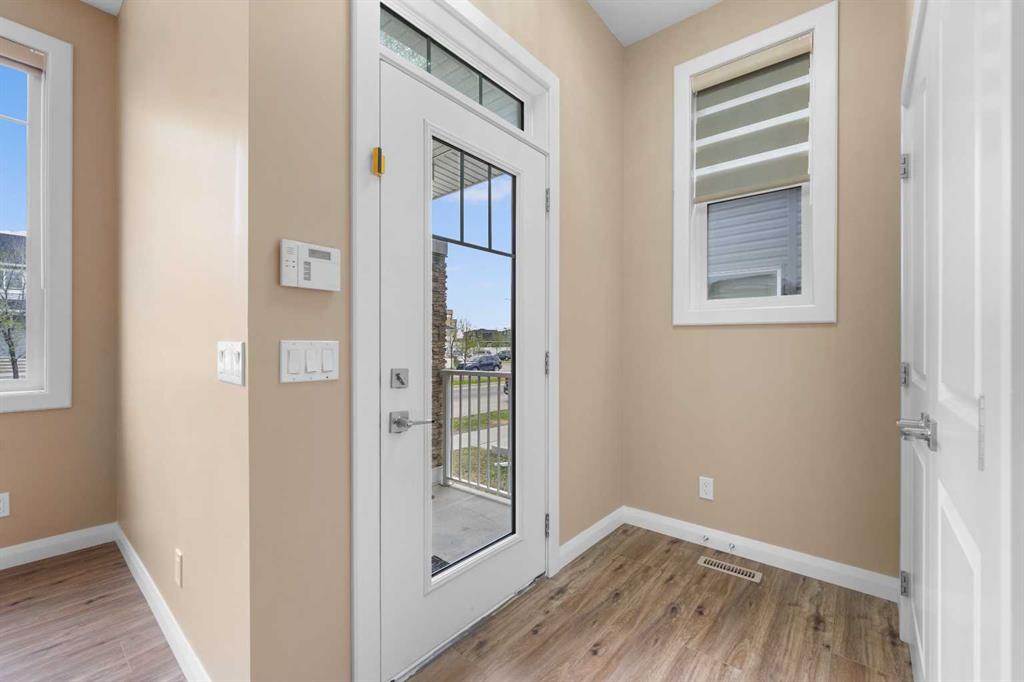 Picture for 53 Redstone Avenue NE