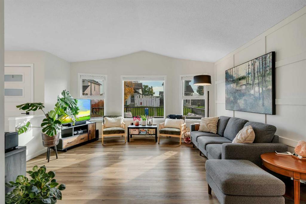 Picture for 15 Rivercrest Way SE