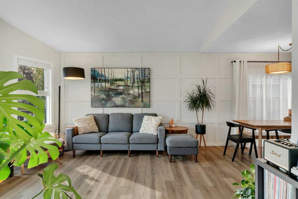 Picture for 15 Rivercrest Way SE