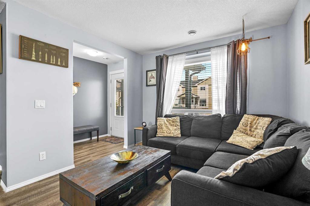 Picture for 302 Sunrise Terrace NE