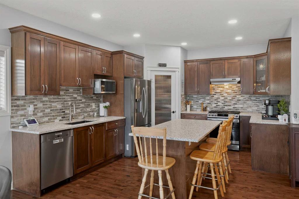 Picture for 207 Strathmore Lakes Bend 