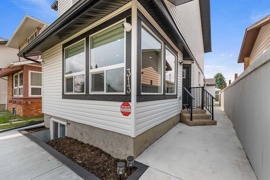 Picture for 313 Falwood Way NE