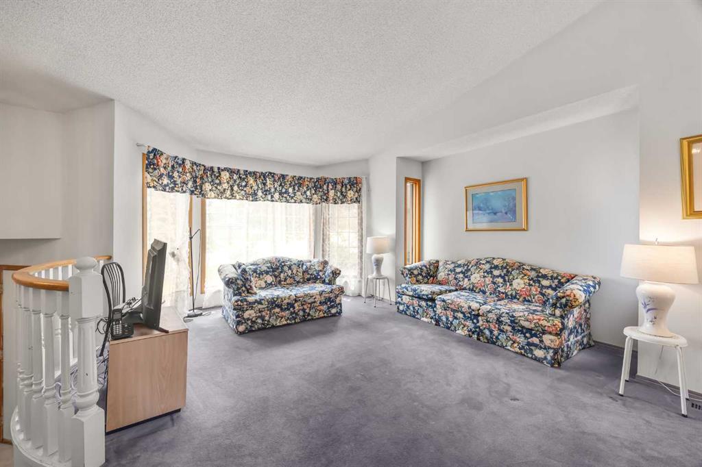 Picture for 28 Harvest Oak Drive NE