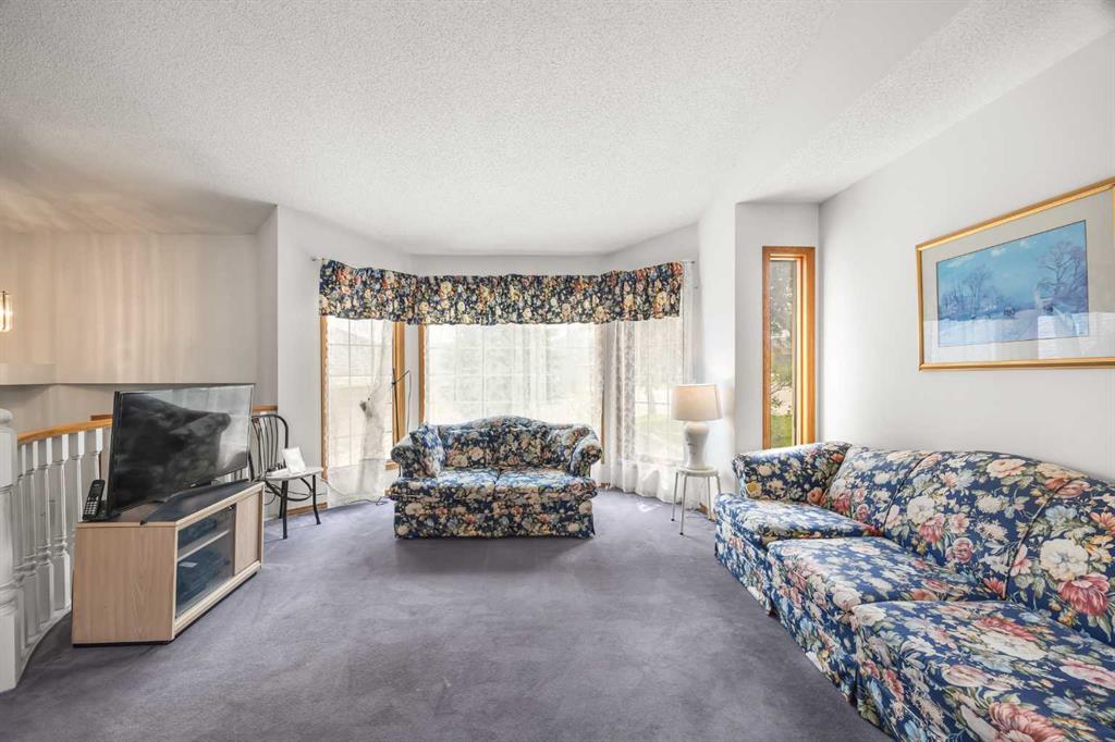 Picture for 28 Harvest Oak Drive NE