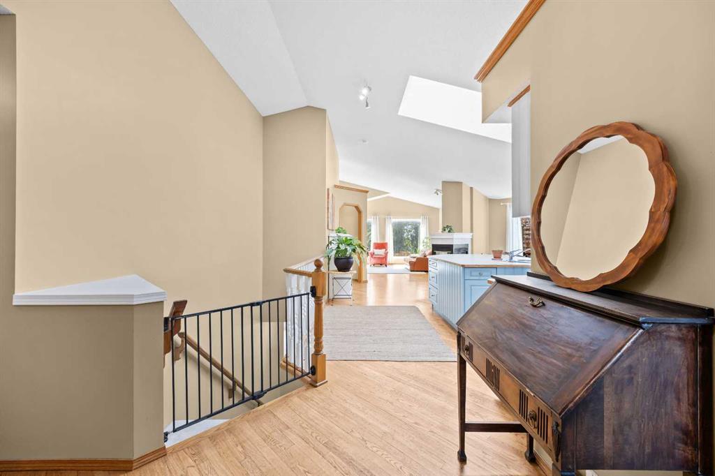 Picture for 315 Rocky Ridge Bay NW