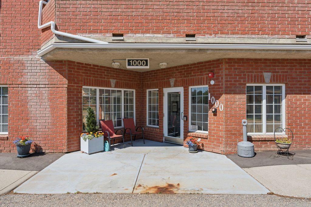 Picture for 1210, 1210 Sienna Park Green SW