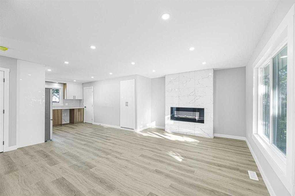 Picture for 3239 Dovercliife Road SE
