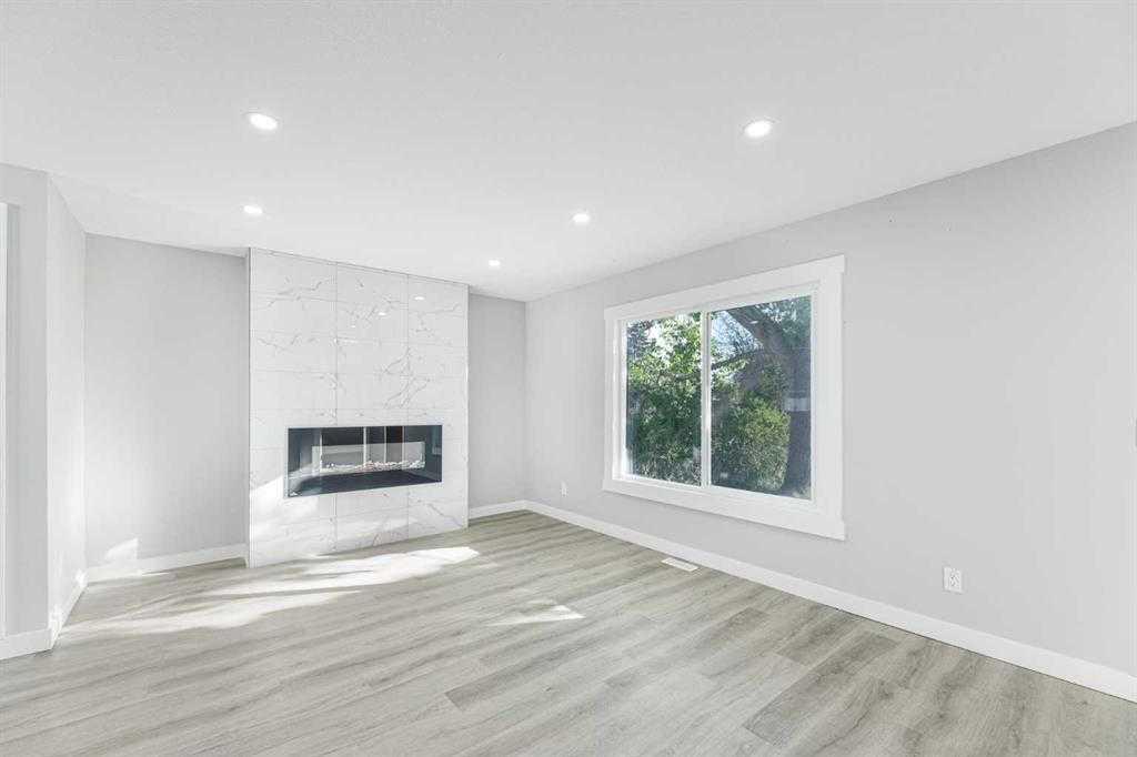 Picture for 3239 Dovercliife Road SE