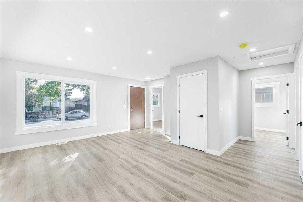 Picture for 3239 Dovercliife Road SE