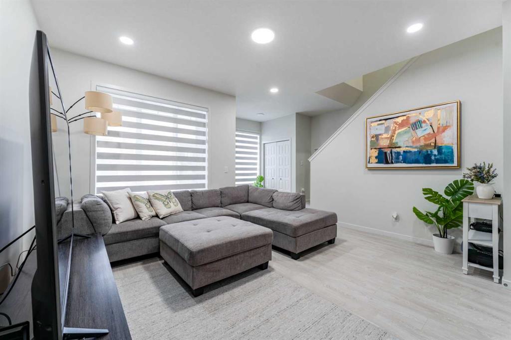 Picture for 172 Belmont Green SW