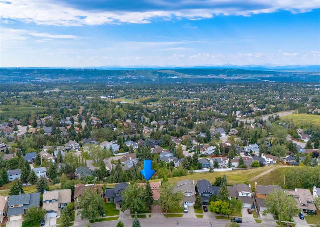 Picture for 111 Hawksbrow Drive NW