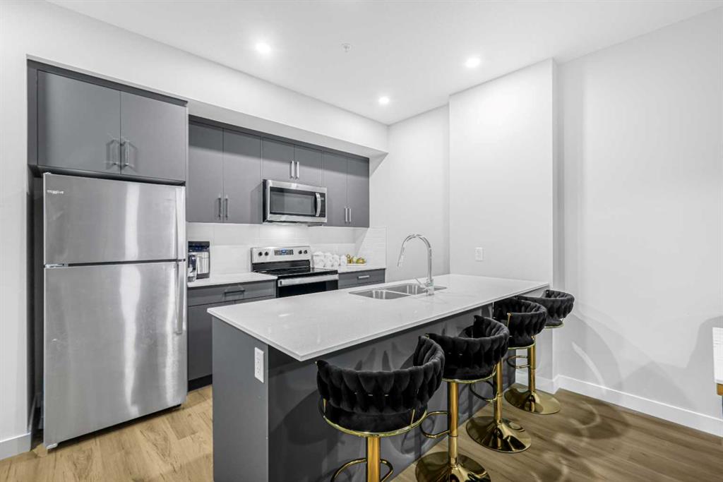 Picture for 2226, 151 Skyview Bay NE