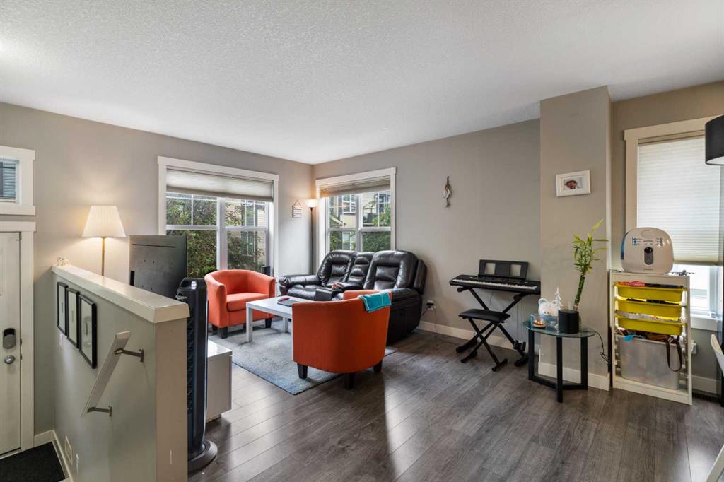 Picture for 319 Mckenzie Towne Square SE