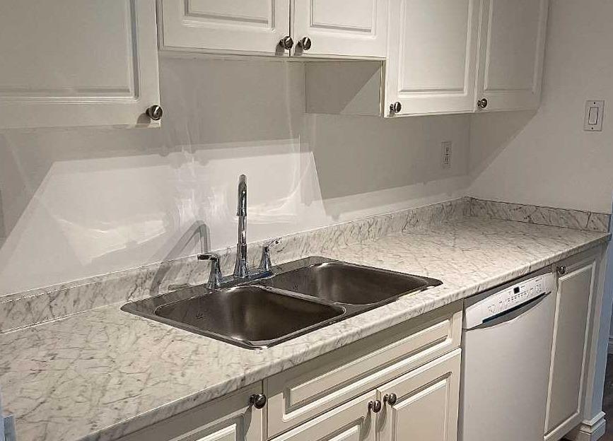 Picture for 223, 30 Mchugh Court NE