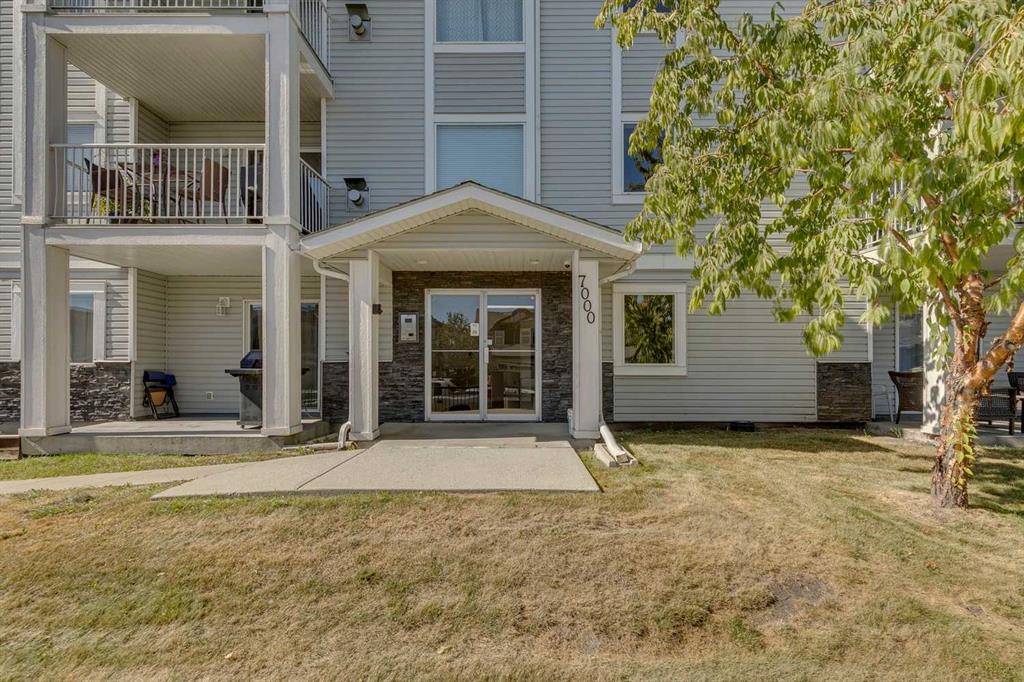 Picture for 301, 7301 Valleyview Park SE