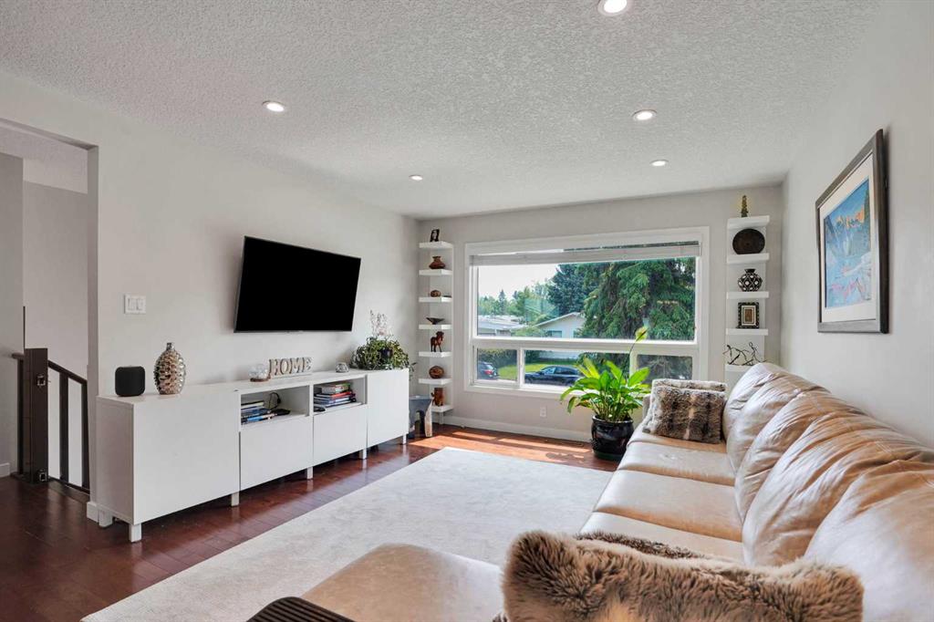 Picture for 5212 Valiant Drive NW