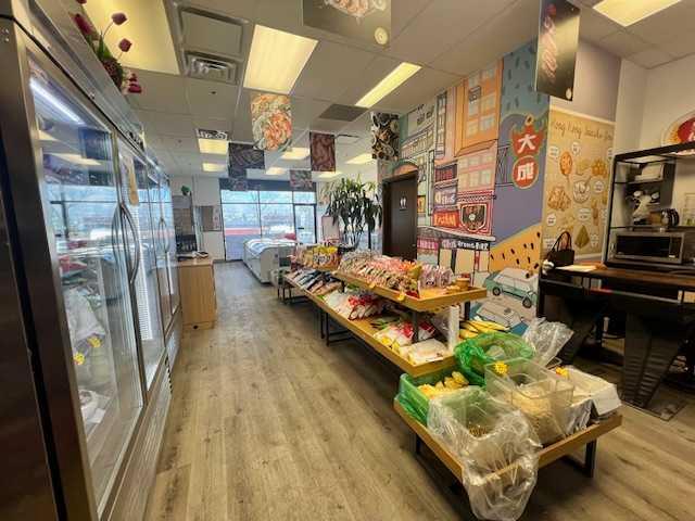Picture for 609, 2820 5th Avenue NE