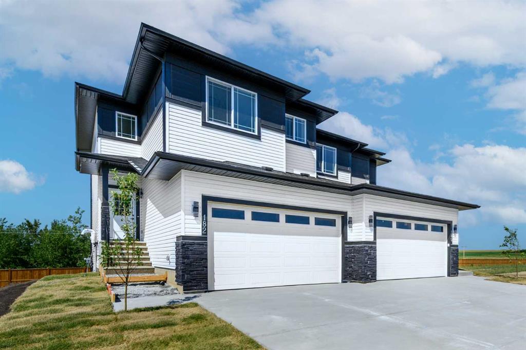 Picture for 182 Lakewood Crescent 