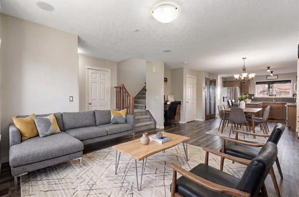 Picture for 70 Walden Manor SE