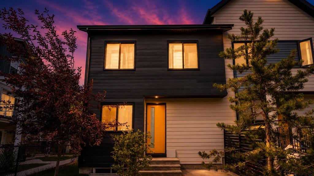 Picture for 810 Redstone Crescent NE