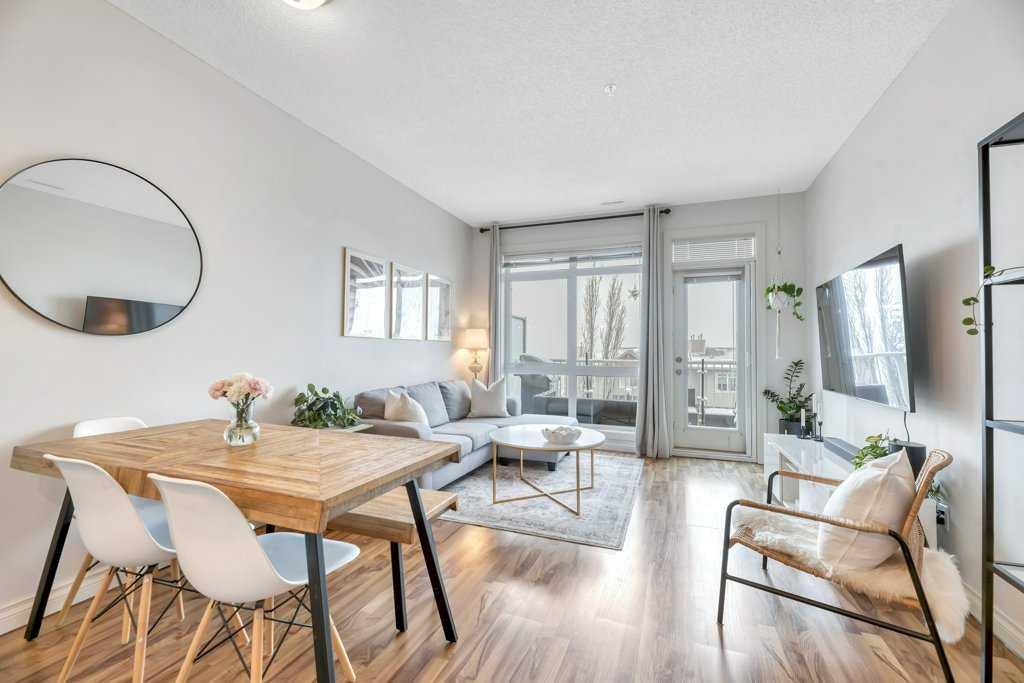 Picture for 13, 148 Rockyledge View NW