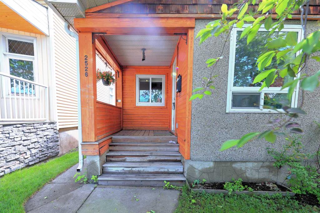 Picture for 2526 16 Street SE