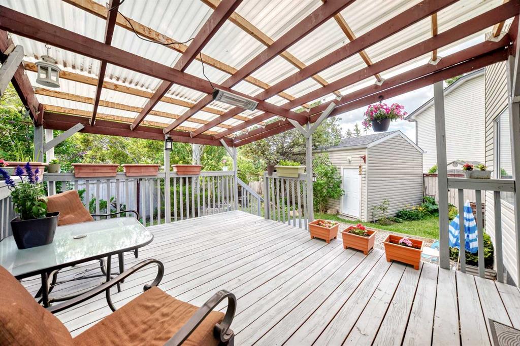 Picture for 220 Shawbrooke Manor SW