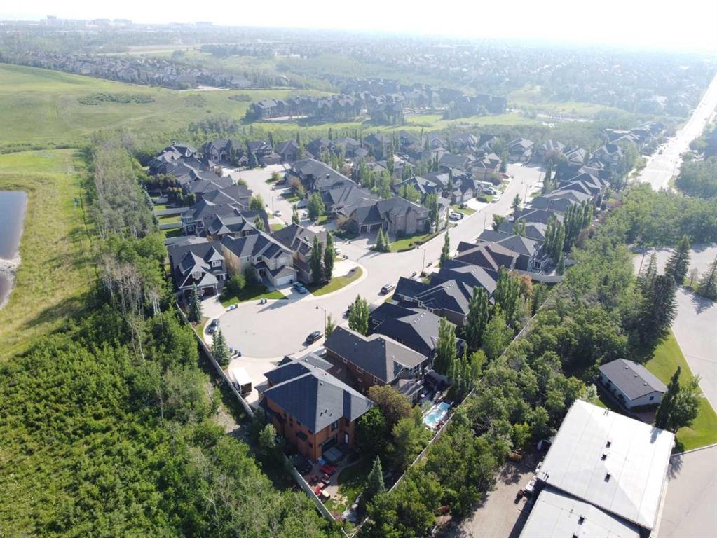 Picture for 11 Aspen Cliff Place SW