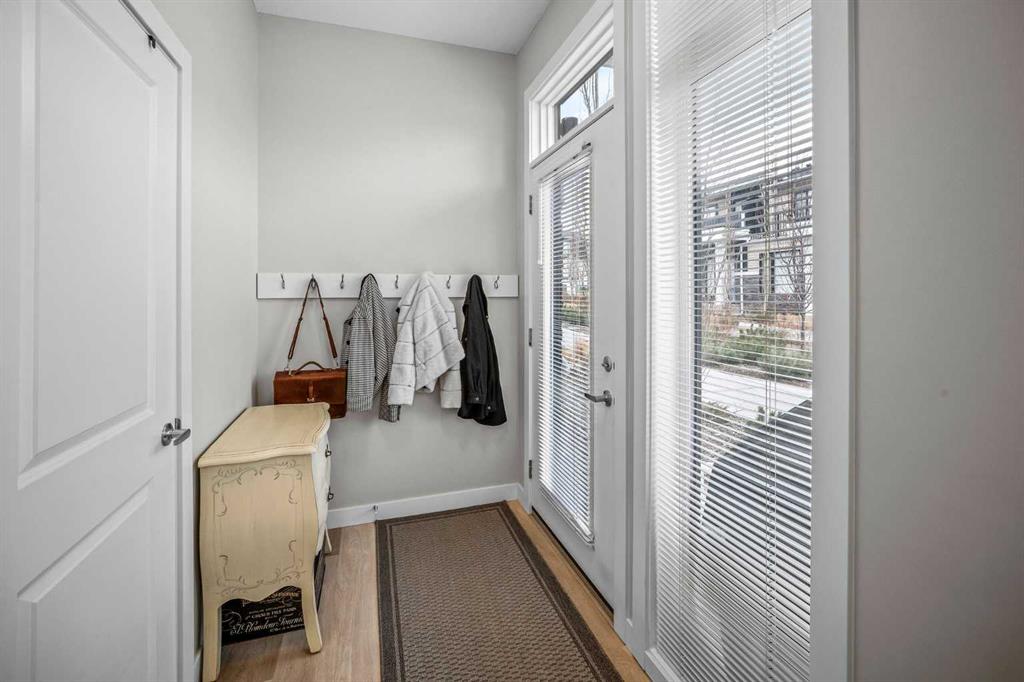 Picture for 210 Crestbrook Common SW