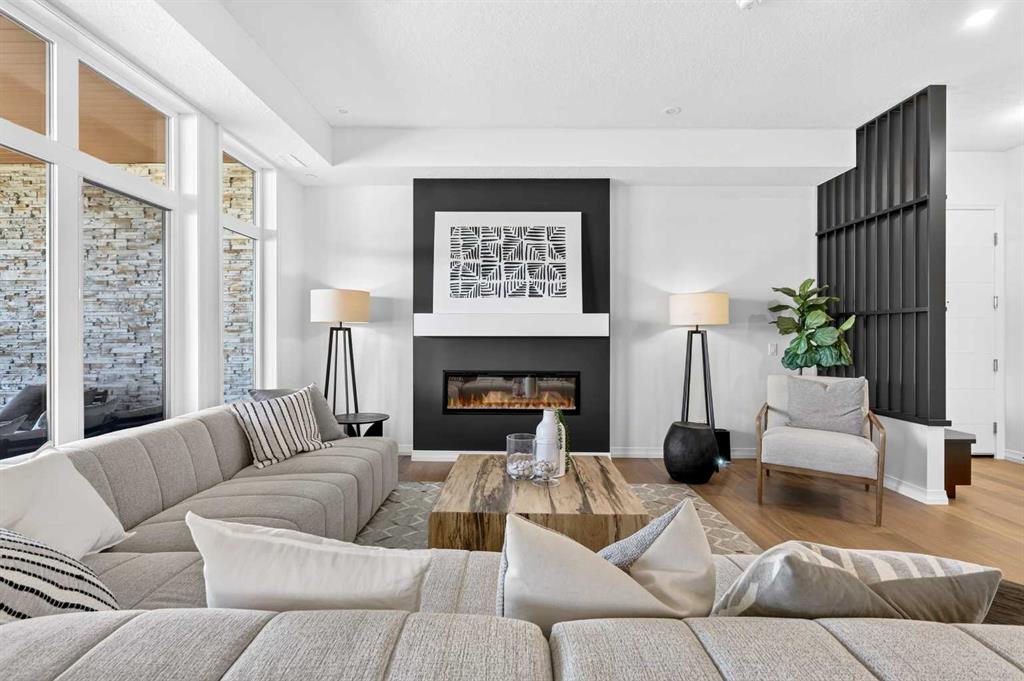 Picture for 301, 130 Marina Cove SE