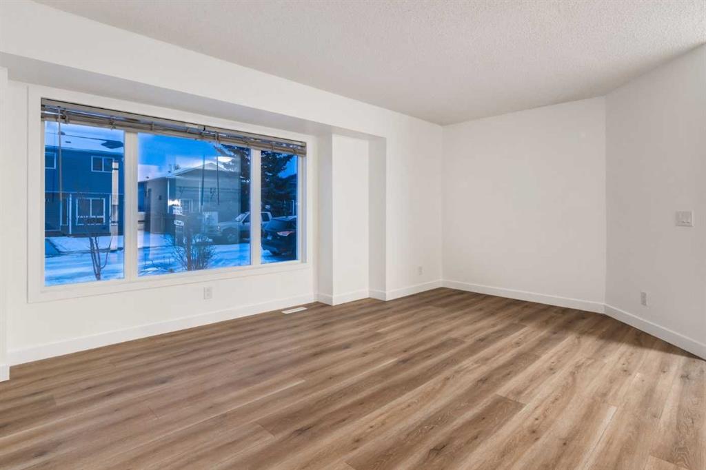 Picture for 33 Martindale Court NE